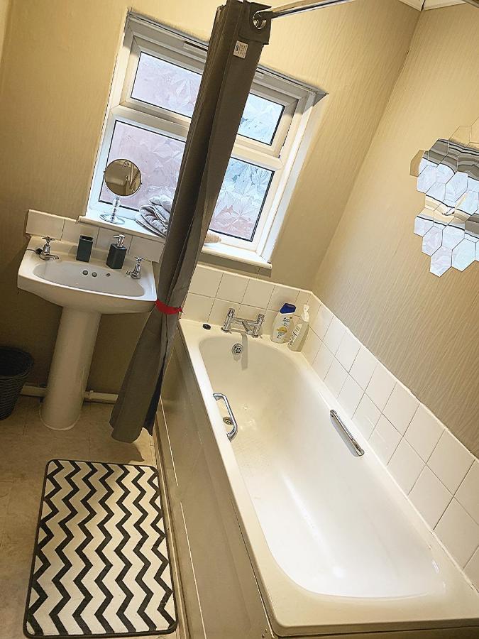 Double Room Bentilee Bucknall  Εξωτερικό φωτογραφία