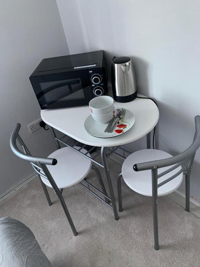 Double Room Bentilee Bucknall  Εξωτερικό φωτογραφία