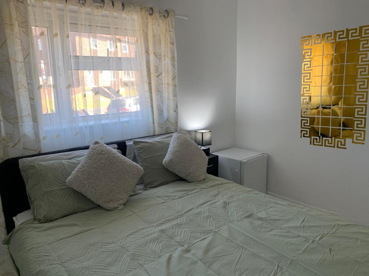Double Room Bentilee Bucknall  Εξωτερικό φωτογραφία