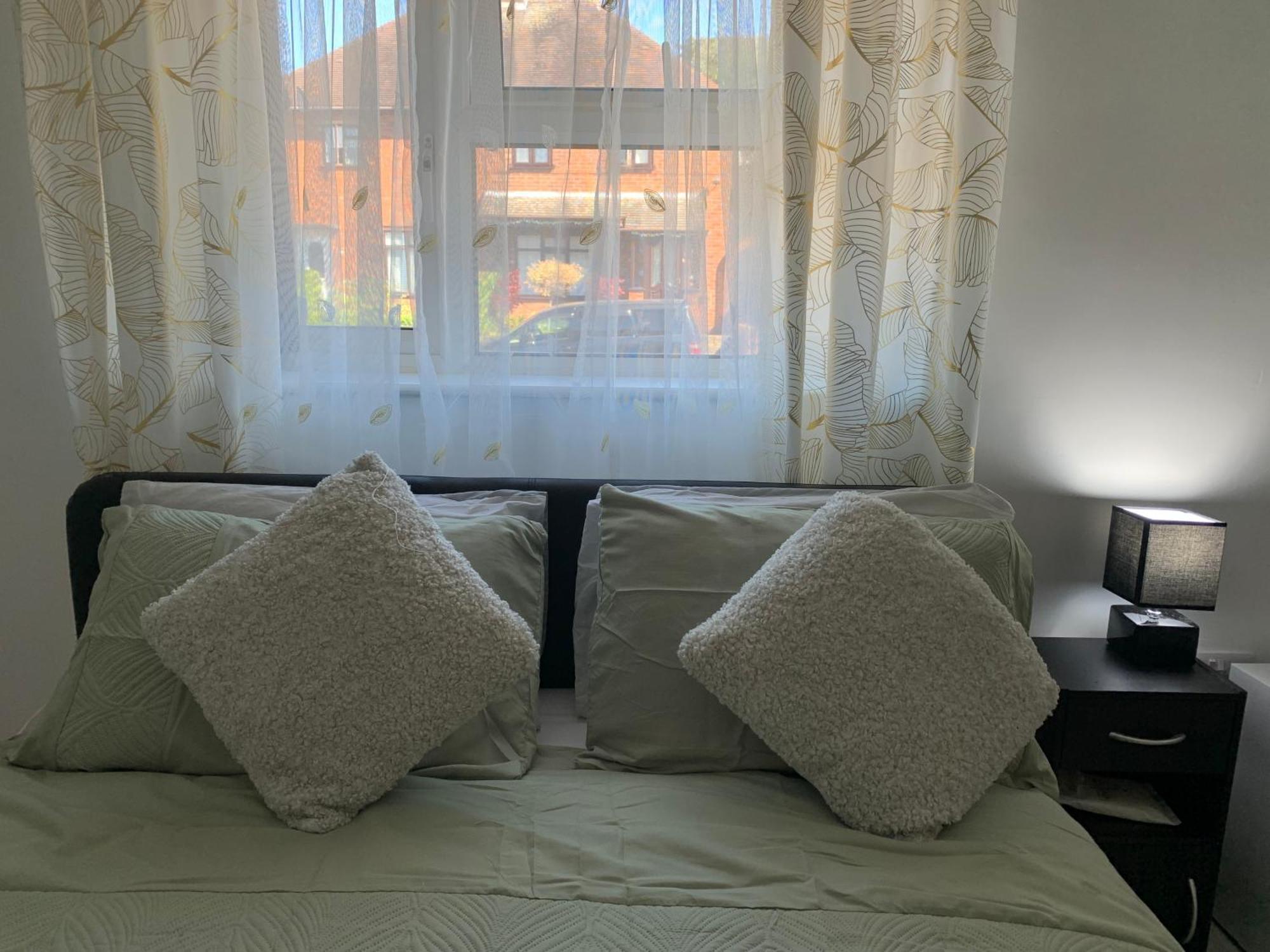 Double Room Bentilee Bucknall  Εξωτερικό φωτογραφία